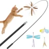 Kattenspeelgoed Intrekbare Interactieve Kattenhengel 150 Cm Veilige Jachtafstand Met 4 Natuurlijke Veren Kattenaccessoires, Verschillende Zintuiglijke Ervaringen Stimuleren Het Verlangen Van De Kat Om Te Jagen