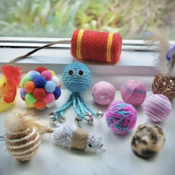 11 Delig Kattenspeelgoed Set – Vrolijke Katten Speeltjes – Kattenspeelgoed – Pluche Balletje – Speelballen – Fluffy Stick / Octopus Speeltje