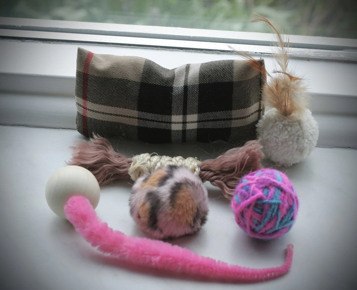 HANDGEMAAKTE Catnip Zakken Met Speelgoed SET (6 Stuks) β Kattenspeeltjes Met Catnip Kattenkruid β Kattenspeelgoed β Speelgoed Voor Katten Met Catnip- Kat Speeltje Catnip- Kitten Speeltjes